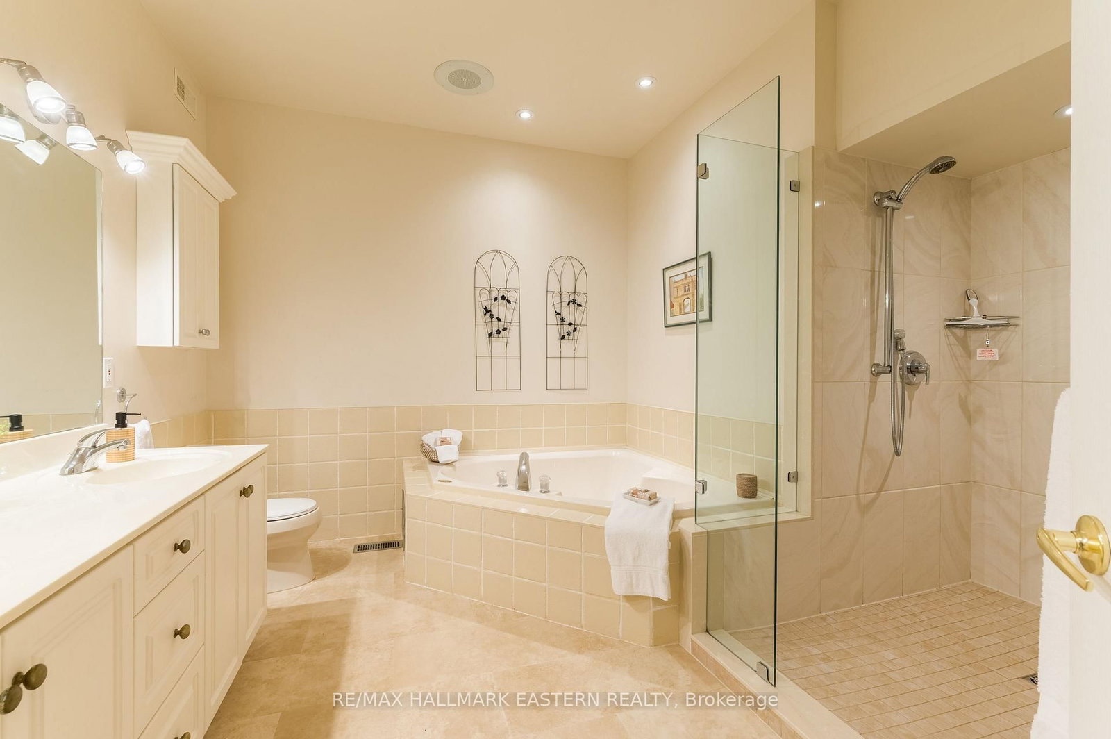 300 Franmor Drive • #2 • Peterborough, ON photo 24