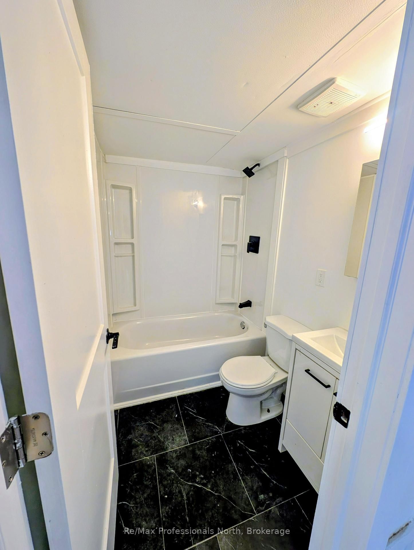 1007 Racoon Road • #36 • Gravenhurst, ON photo 9