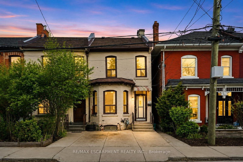 79 Murray Street E