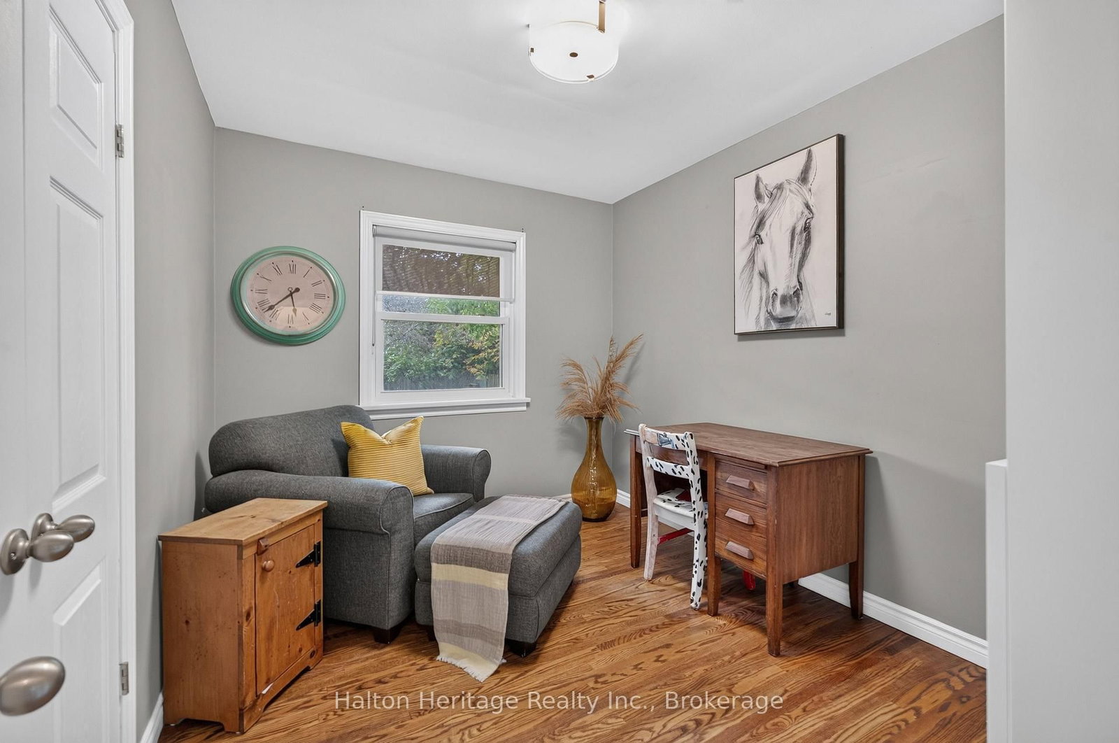 9 Strathearn Avenue • Grimsby, ON photo 18
