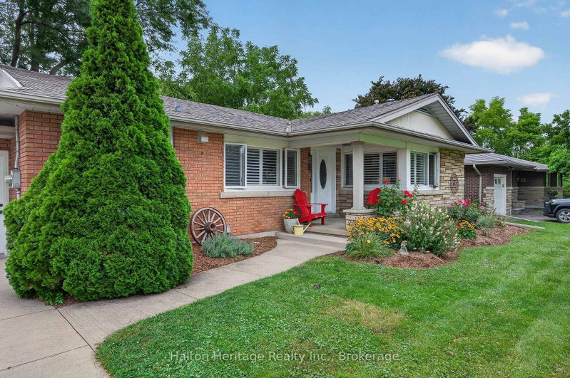 9 Strathearn Avenue