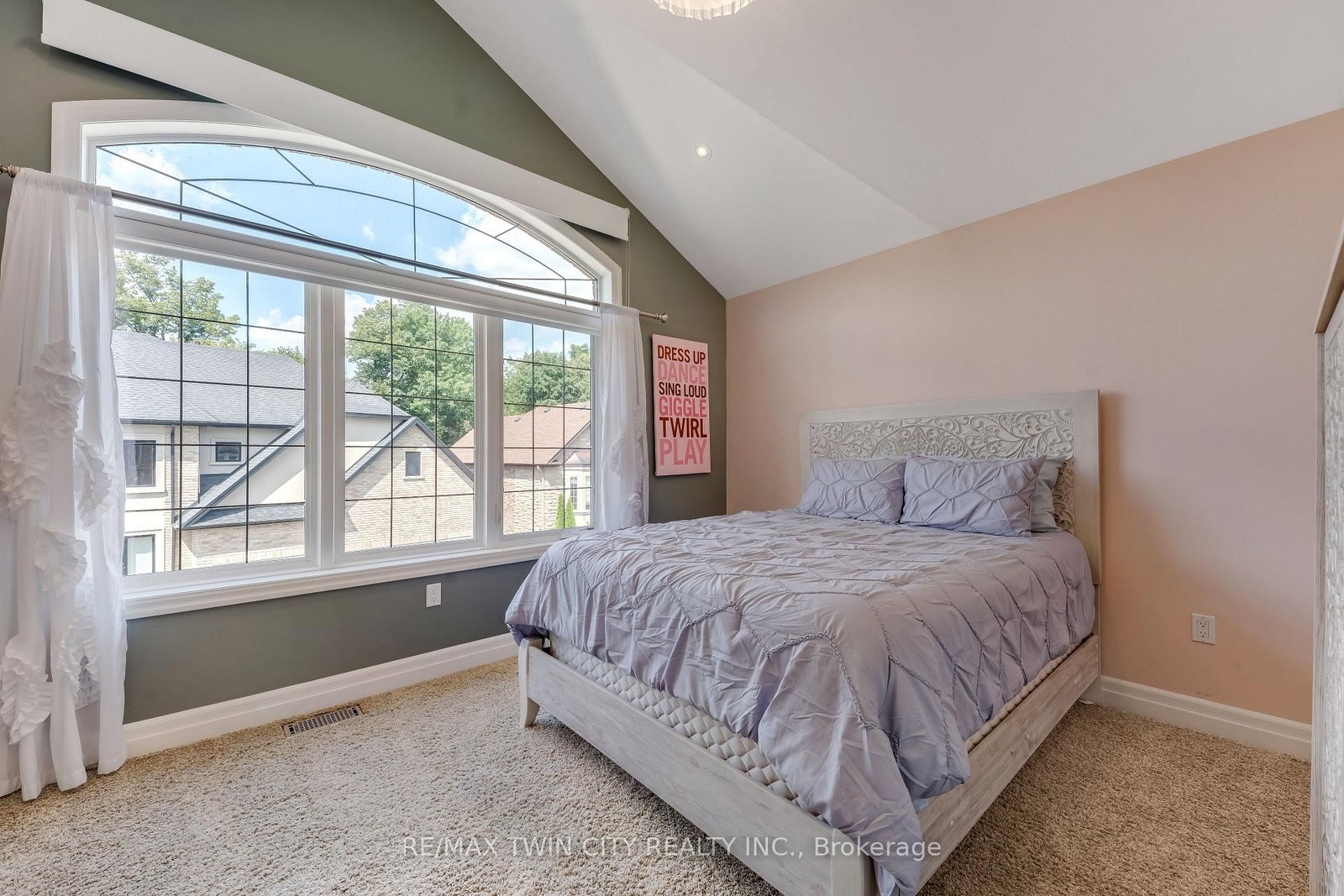 258 Edgewater Crescent • #3 • Kitchener, ON photo 21