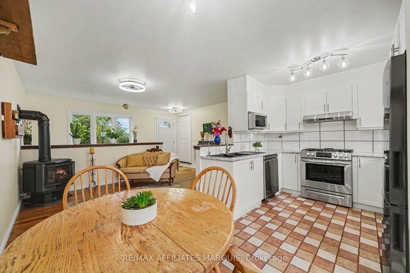 428 Johnston Road