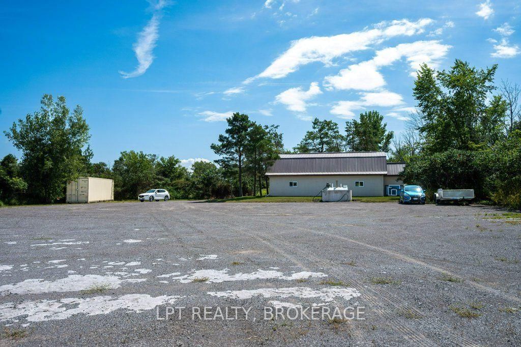 4404 Unity Road • Bissett Creek, ON photo 8