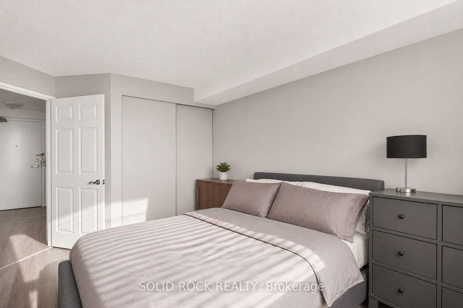 1440 Heron Road • #901 • Ottawa, ON photo 17
