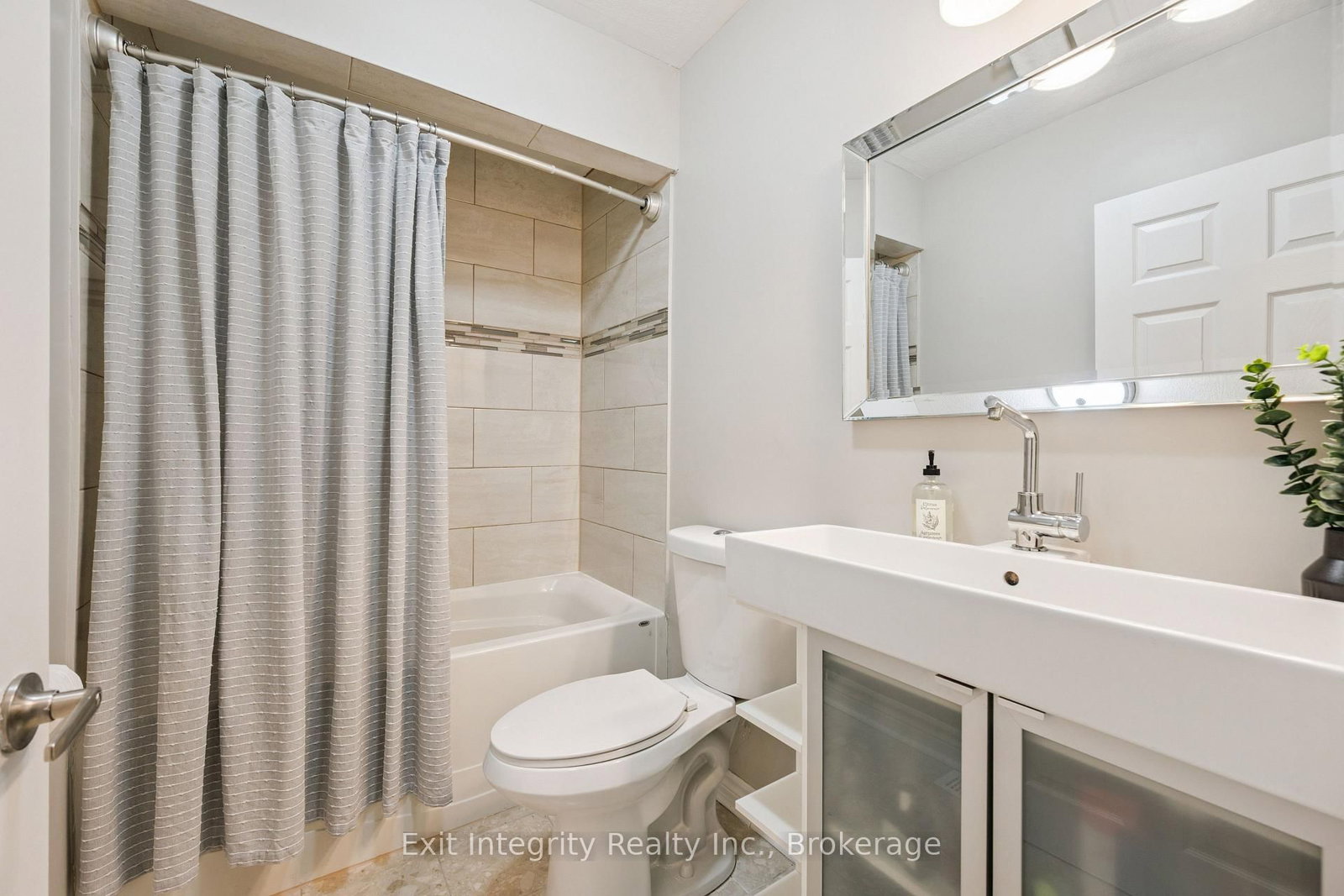 267 Abraham Street • Cambridge, ON photo 38