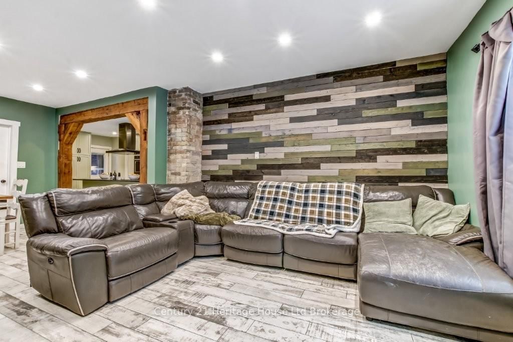 87 Bay Street • Woodstock, ON photo 9