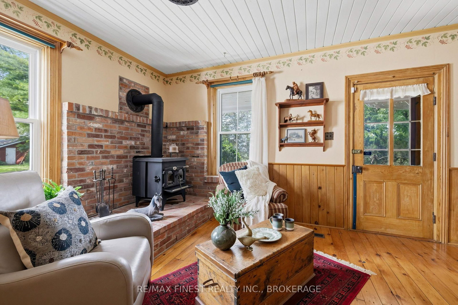43 Clancy Road • Newburgh, ON photo 14