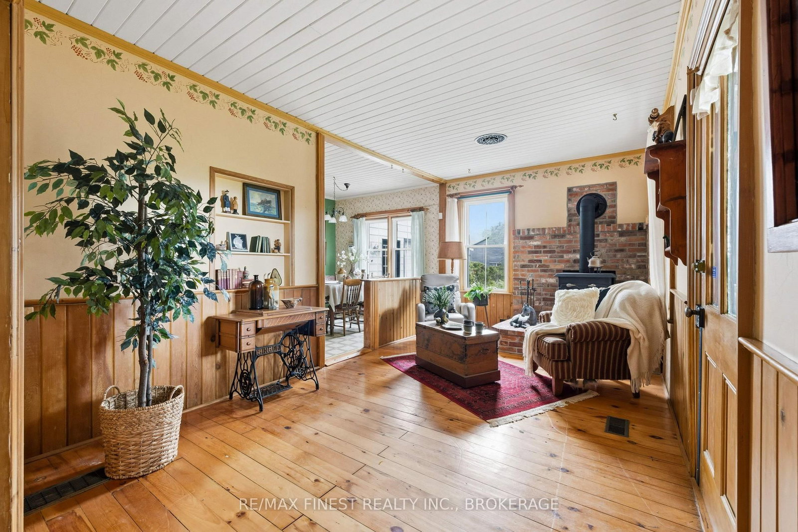 43 Clancy Road • Newburgh, ON photo 16