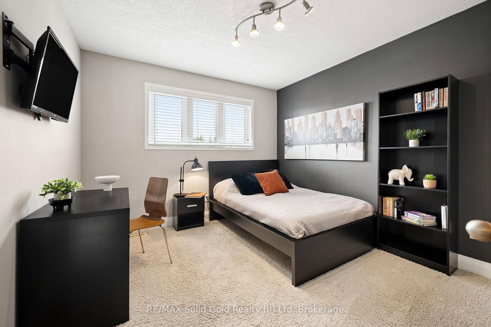 195 Townsend Drive • Woolwich, ON photo 34