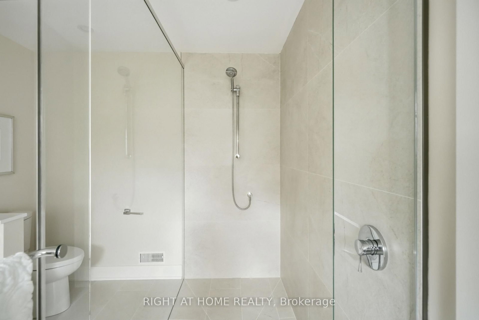 4 Meritage Lane • Niagara-on-the-Lake, ON photo 28