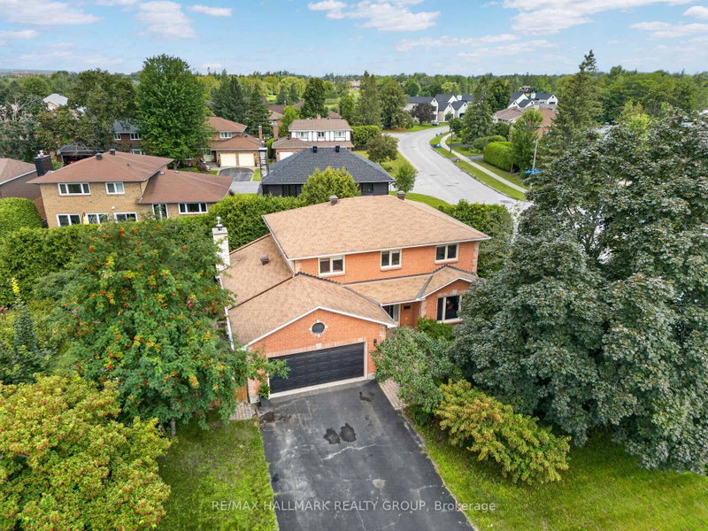 1 HEDGEROW Lane