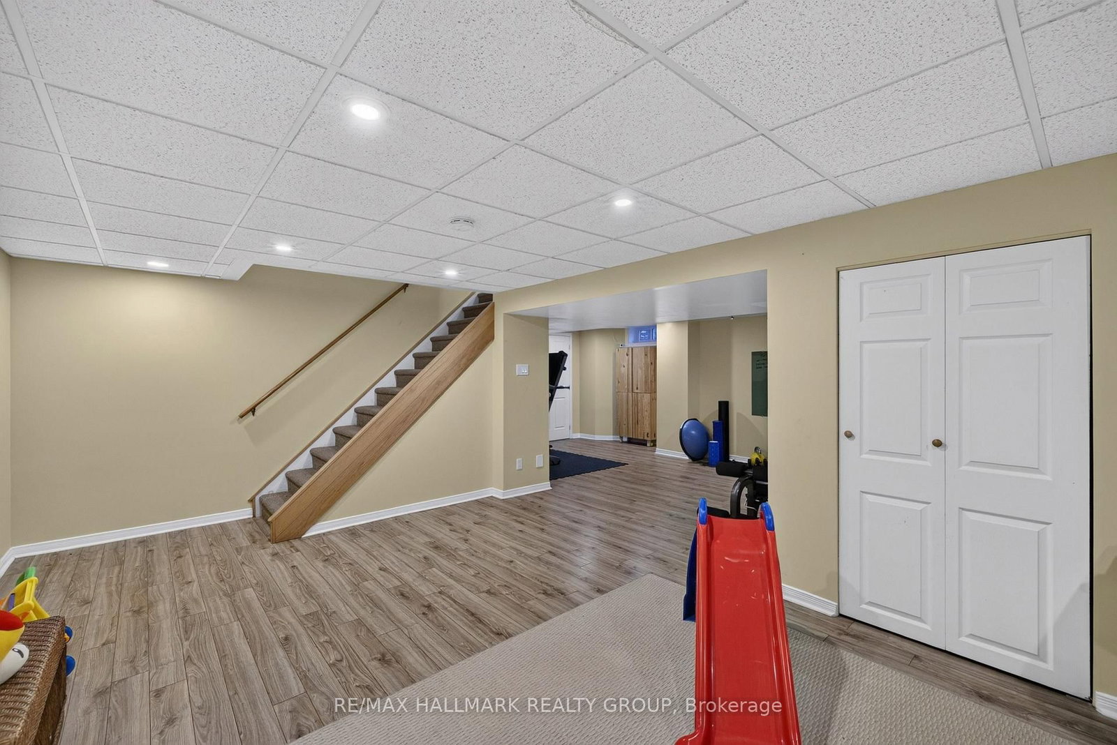 1 HEDGEROW Lane • Ottawa, ON photo 39