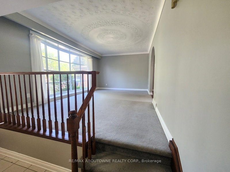64 Adel Drive