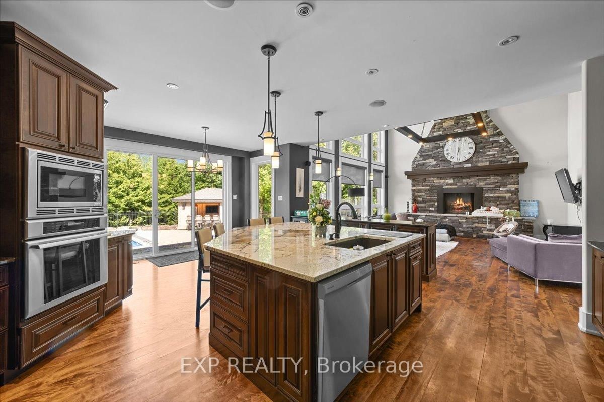 130 Ironstone Court • Stittsville, ON photo 16