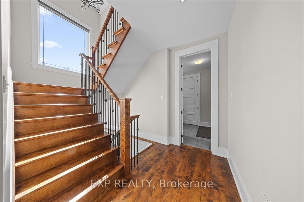 130 Ironstone Court • Stittsville, ON photo 24