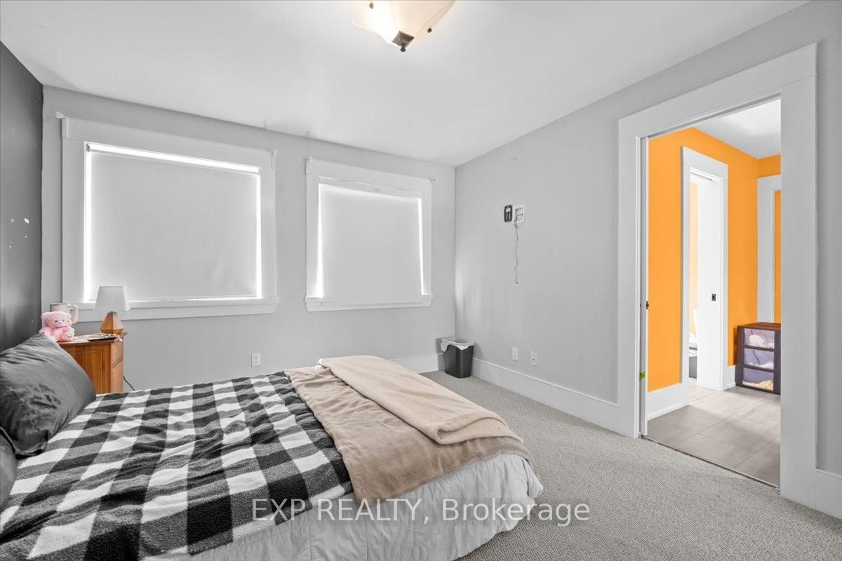 130 Ironstone Court • Stittsville, ON photo 30
