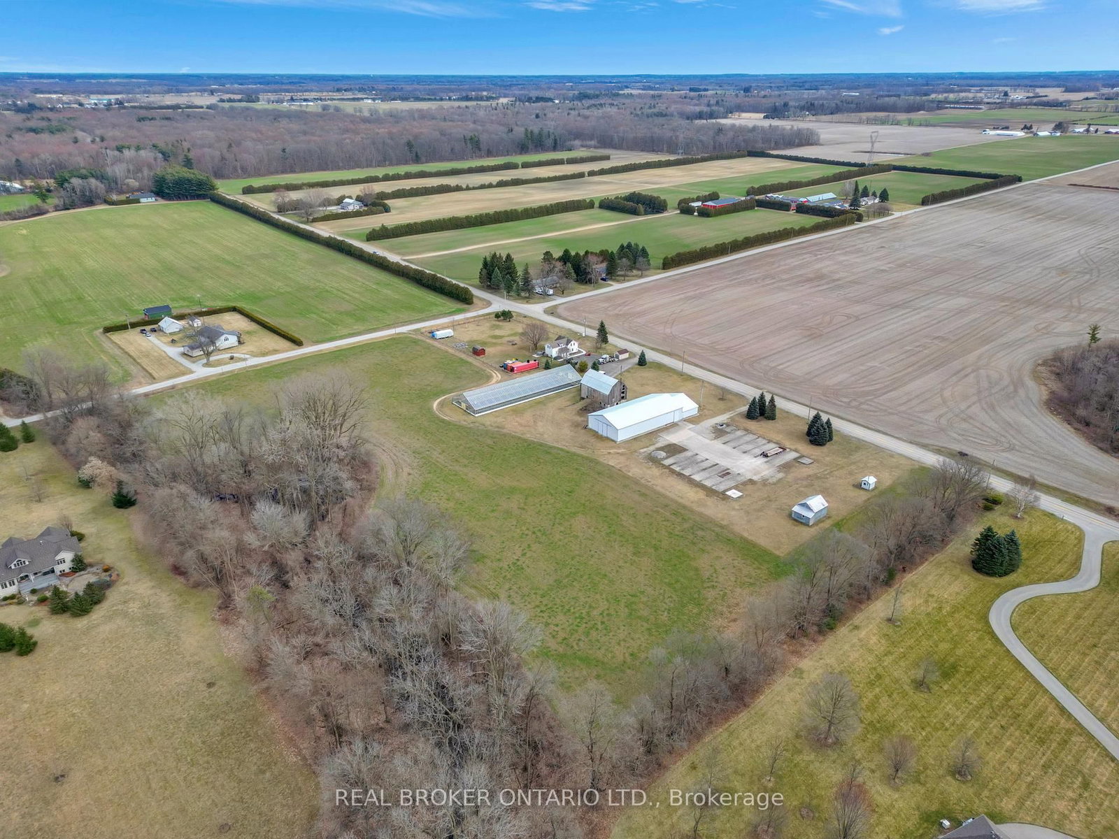 1135 Norfolk Cty 19 Road W • Norfolk, ON photo 35