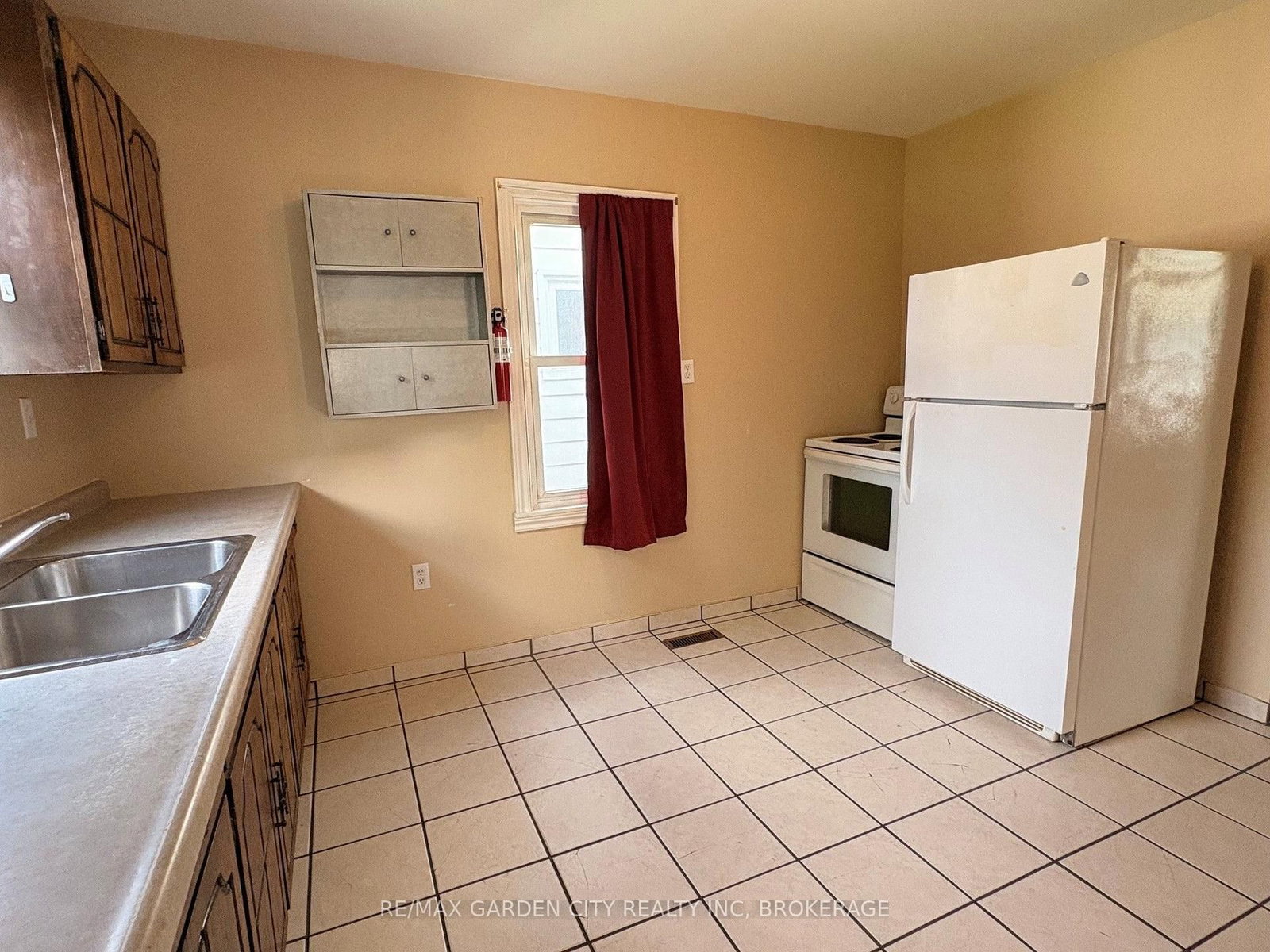 50 COZY Street • Welland, ON photo 10