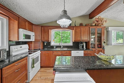 1015 Kelson Road • Minden Hills, ON photo 8