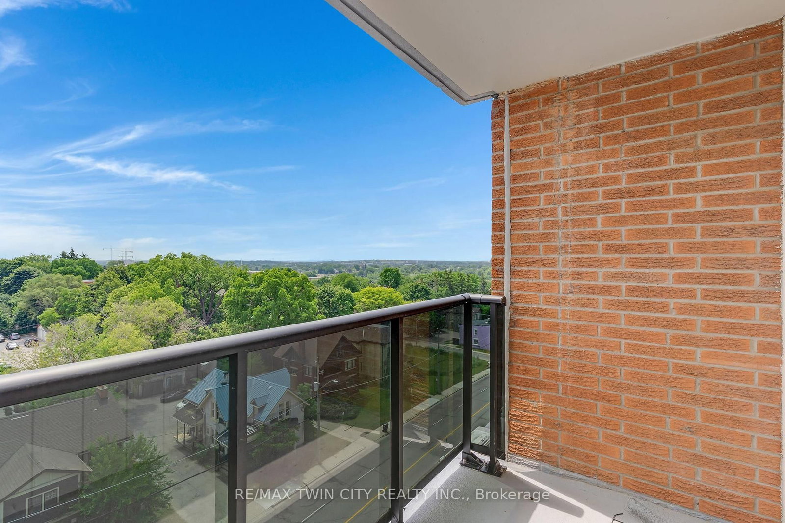 64 Benton St, Kitchener, view 25