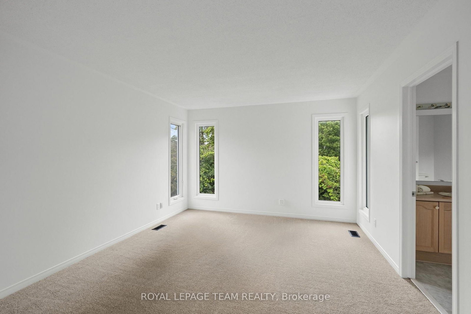 77 Sherring Court • Kanata, ON photo 25
