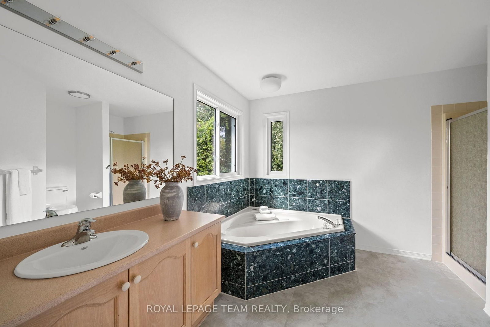 77 Sherring Court • Kanata, ON photo 28