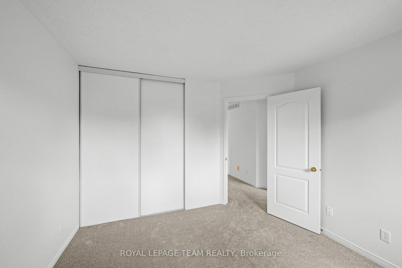 77 Sherring Court • Kanata, ON photo 33