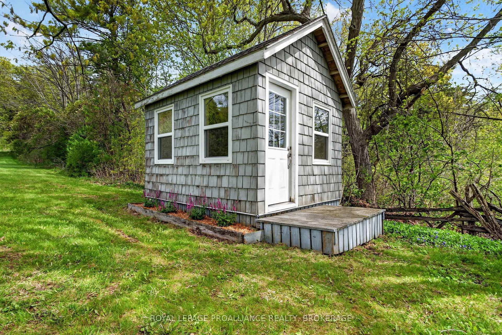 1295 Highway 2 • Kingston, ON photo 27