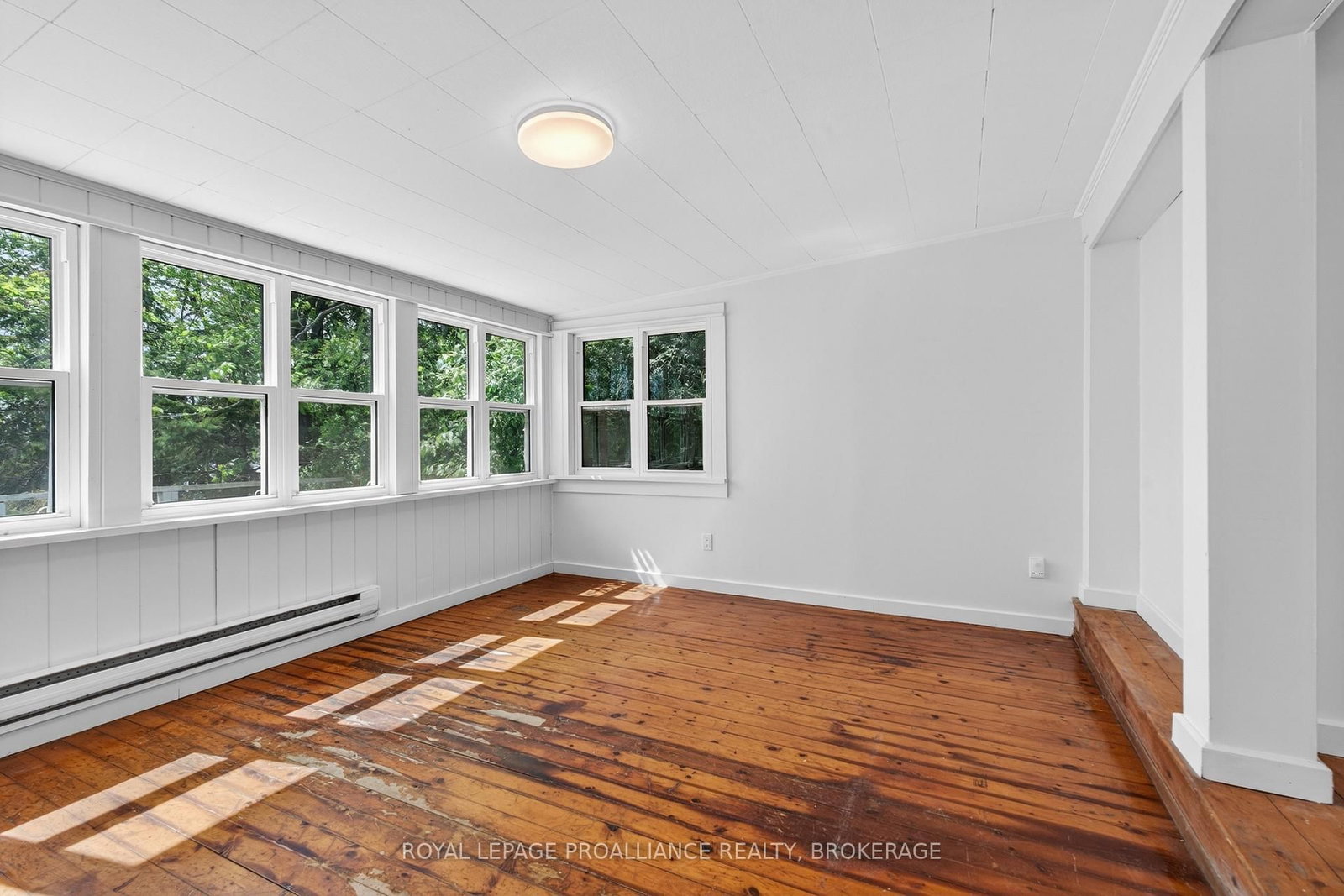1295 Highway 2 • Kingston, ON photo 37