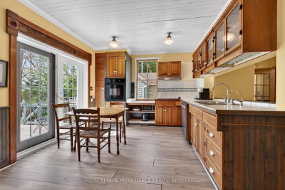1295 Highway 2 • Kingston, ON photo 8