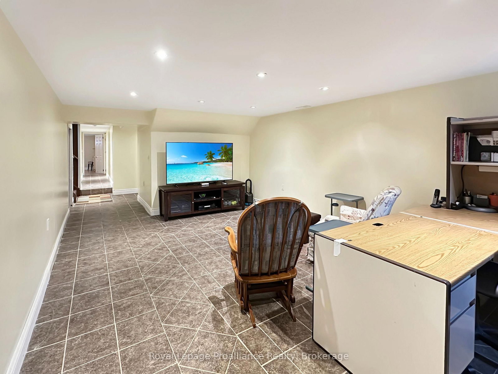 7 Eastwood Park Drive • Belleville, ON photo 28