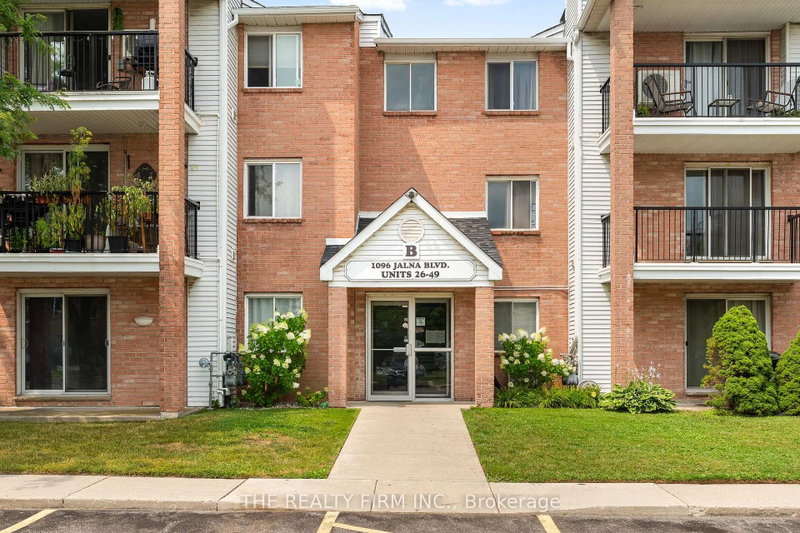 40 - 1096 Jalna Boulevard
