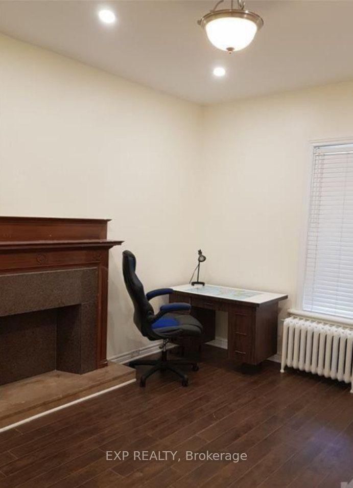 Unit 1 - 268 Flora Street