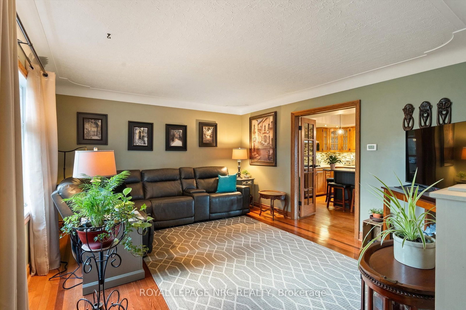 210 Ontario Street • Thorold, ON photo 13