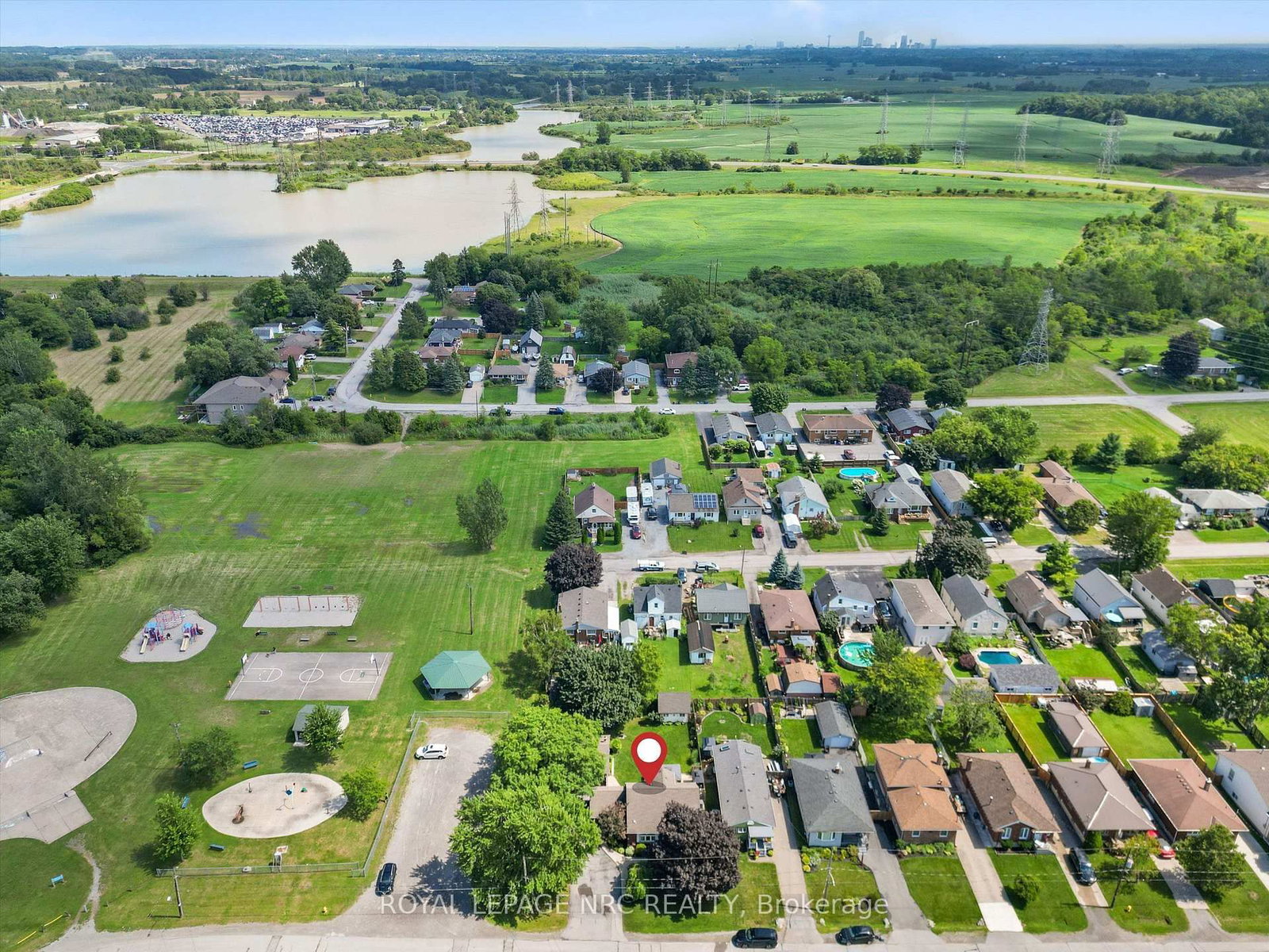 210 Ontario Street • Thorold, ON photo 39