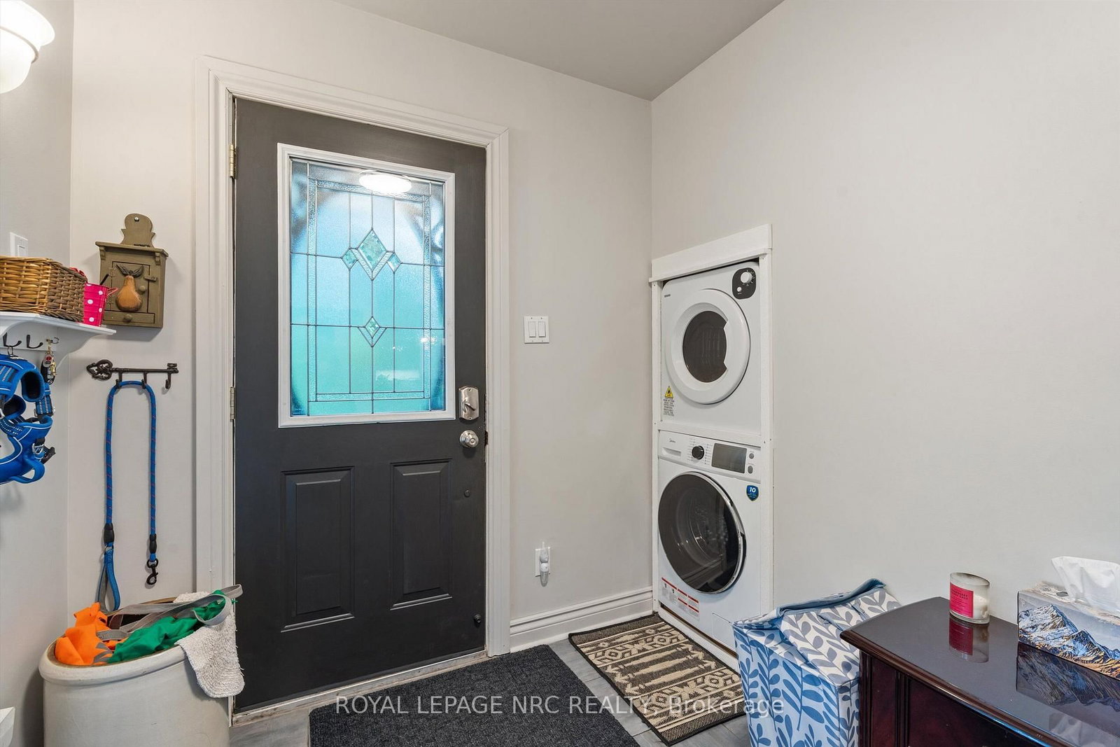 210 Ontario Street • Thorold, ON photo 5