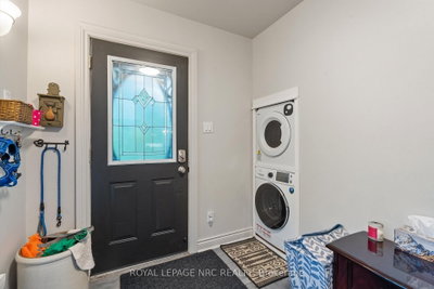 210 Ontario Street • Thorold, ON photo 5