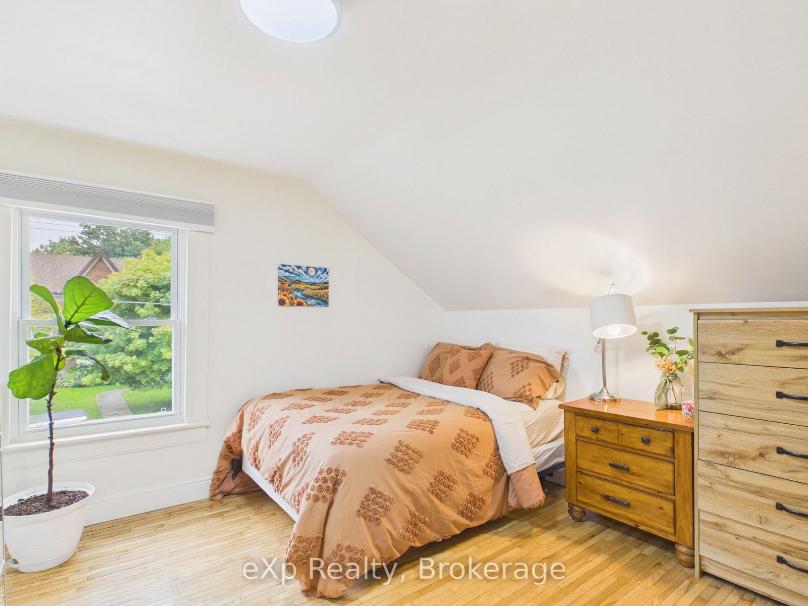 109 Colborne Street S • Brockton, ON photo 20