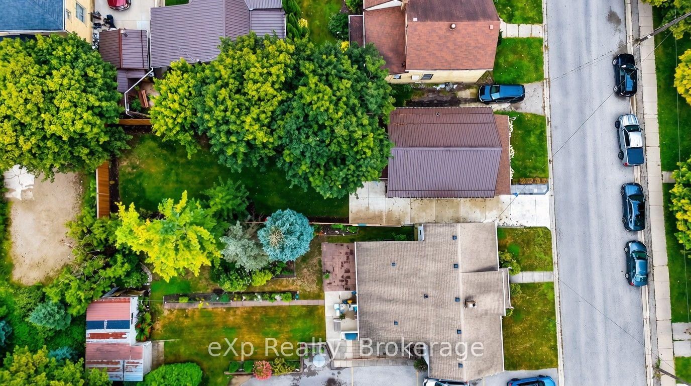 109 Colborne Street S • Brockton, ON photo 36