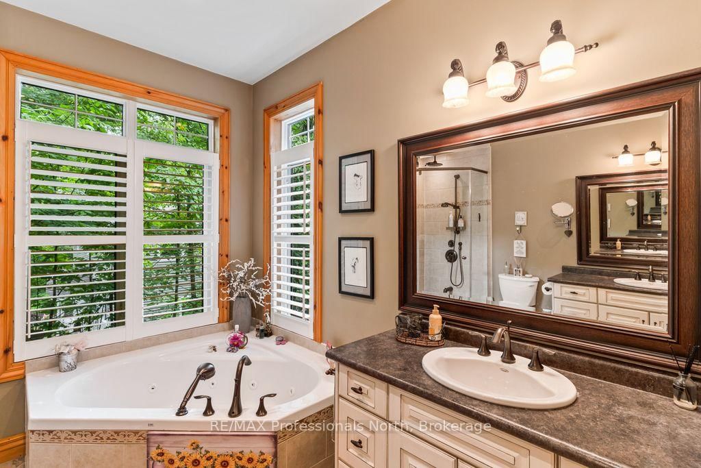 1041 Kingfisher Lane • Minden Hills, ON photo 13