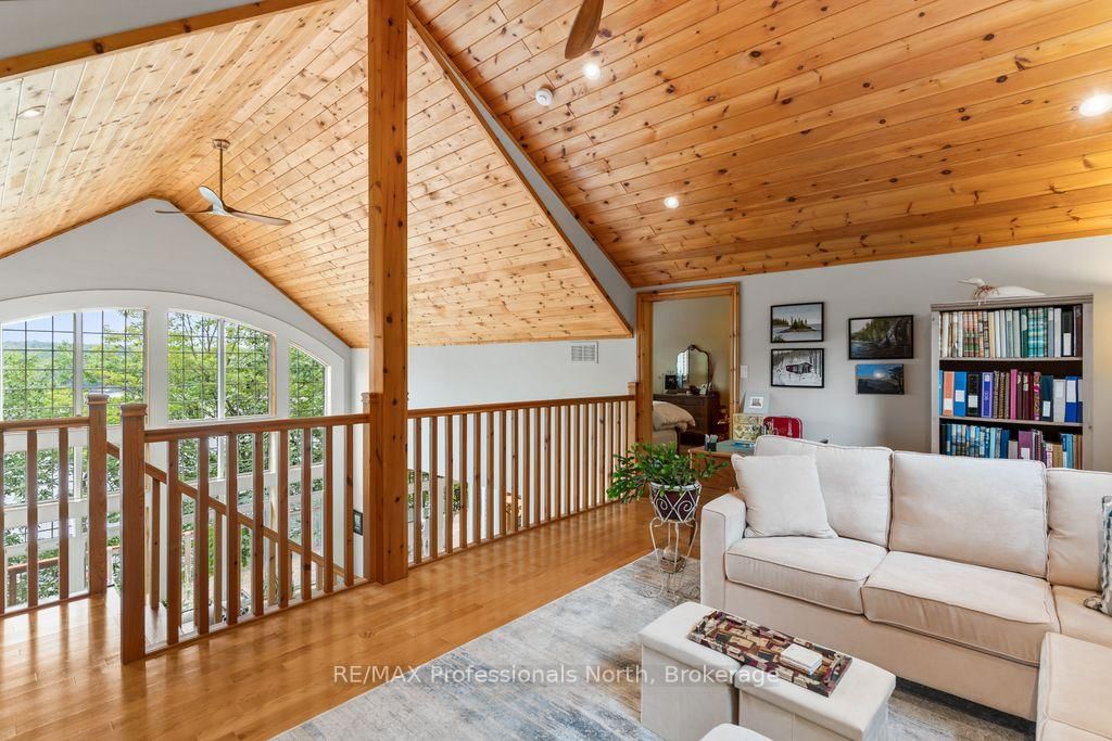 1041 Kingfisher Lane • Minden Hills, ON photo 19