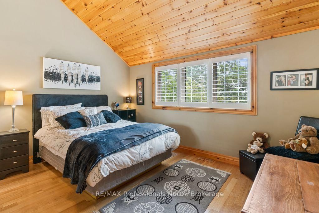 1041 Kingfisher Lane • Minden Hills, ON photo 23