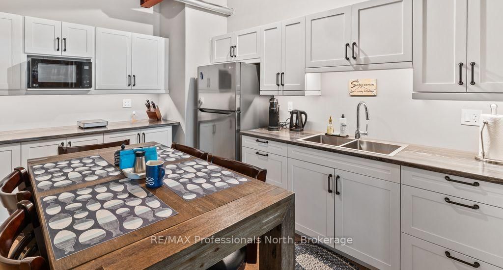 1041 Kingfisher Lane • Minden Hills, ON photo 31