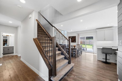 5 HARDY Court • Lucan Biddulph, ON photo 8