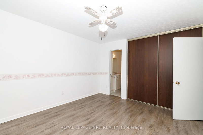 8 Kerwin Gate photo 5