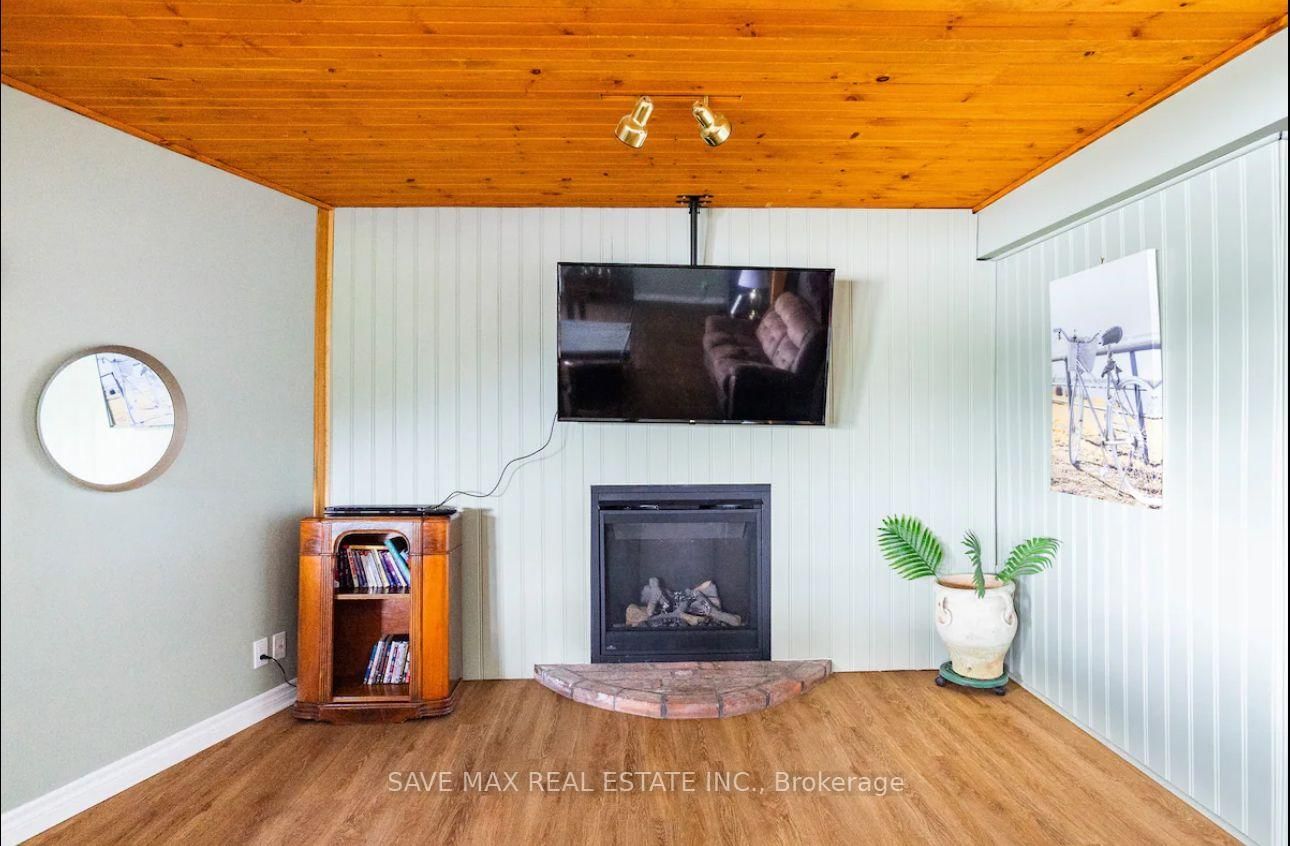 42 Todholm Driv Todholm Drive • Muskoka Lakes, ON photo 11