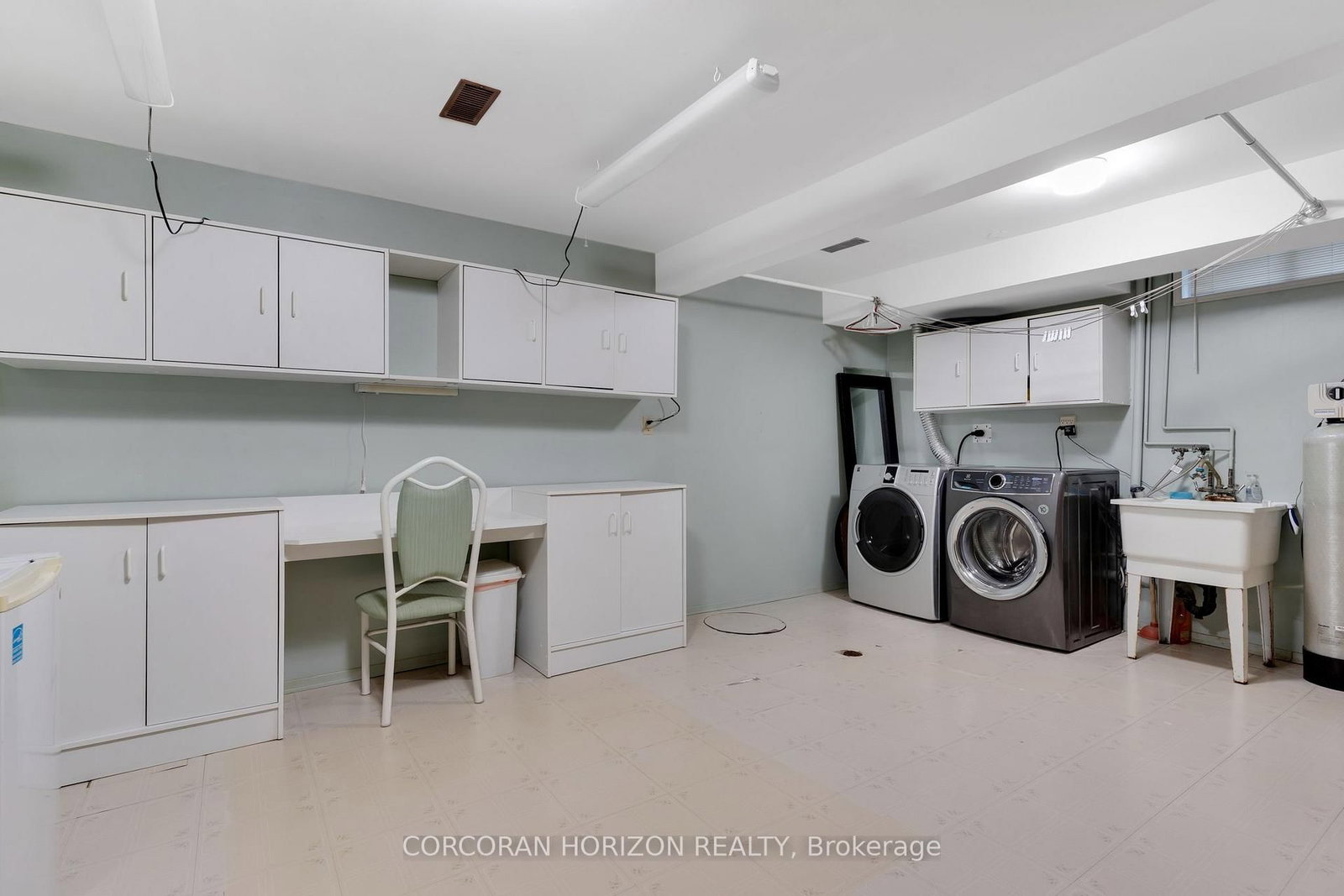 122 Foxridge Drive • Cambridge, ON photo 34