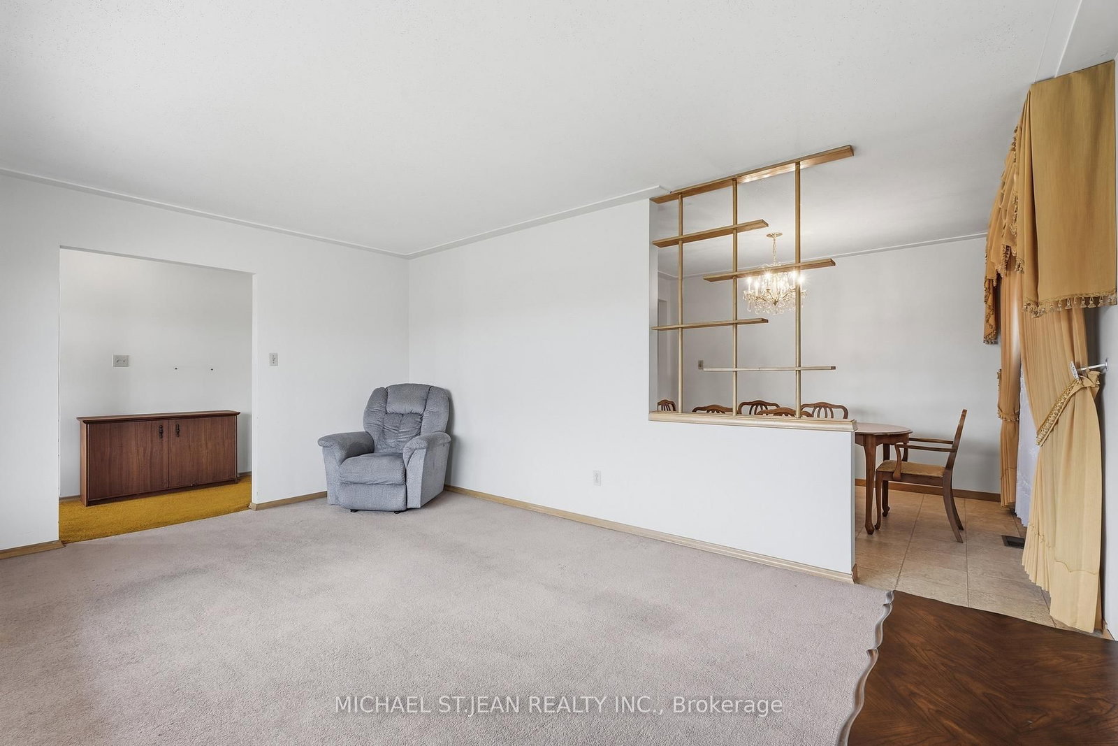 7 Duchess Court • Hamilton, ON photo 10