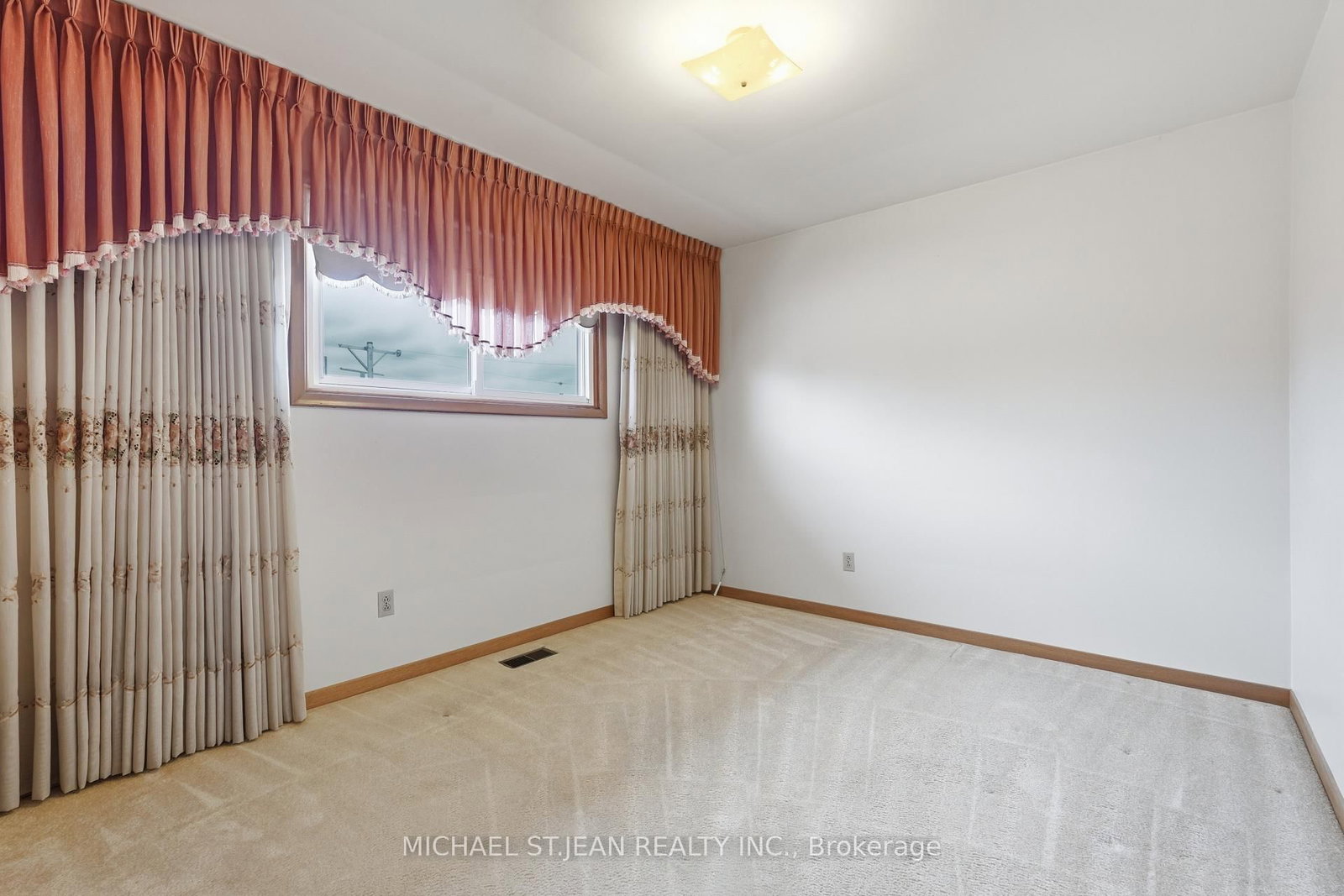 7 Duchess Court • Hamilton, ON photo 19